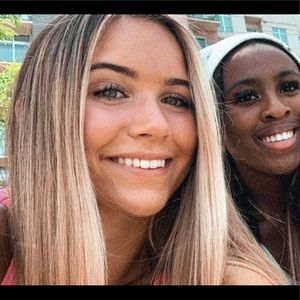 Meet your Posher, Clara